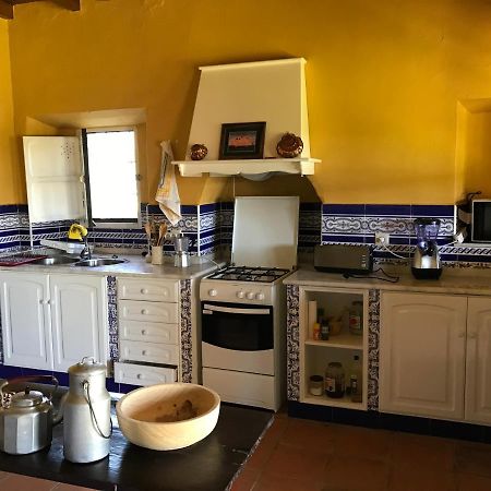 Casa Rural De La Finca Sierra Grande Hornachos Exteriör bild